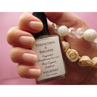 Nailberry: Strengthen and Breath (15 ml)